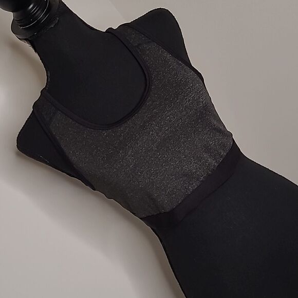 DRI MORE  Danskin NOW fitted sz M(8-10) racerback action wear top - Picture 1 of 10